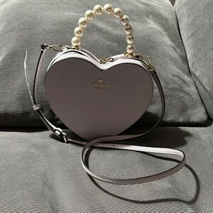 Kate Spade Love Shack Pearl 💜Heart-Shaped Gray Bag